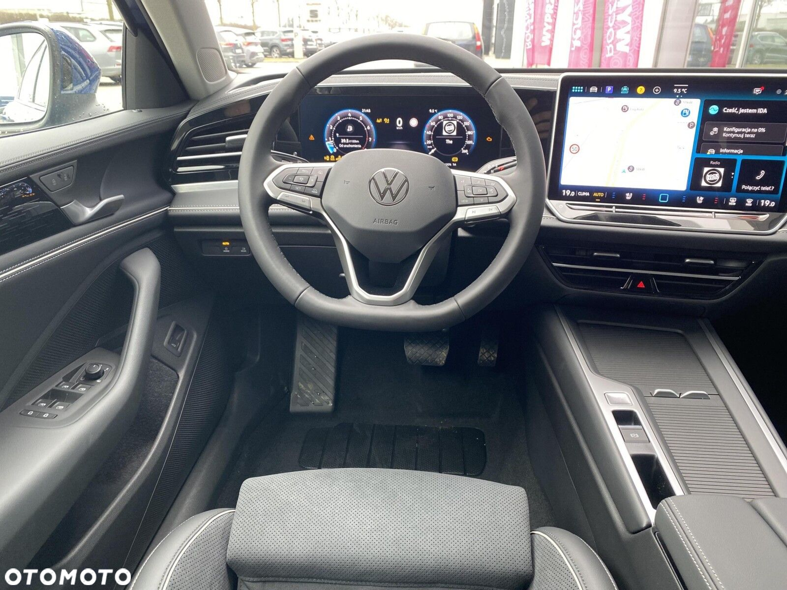Volkswagen Passat - 32