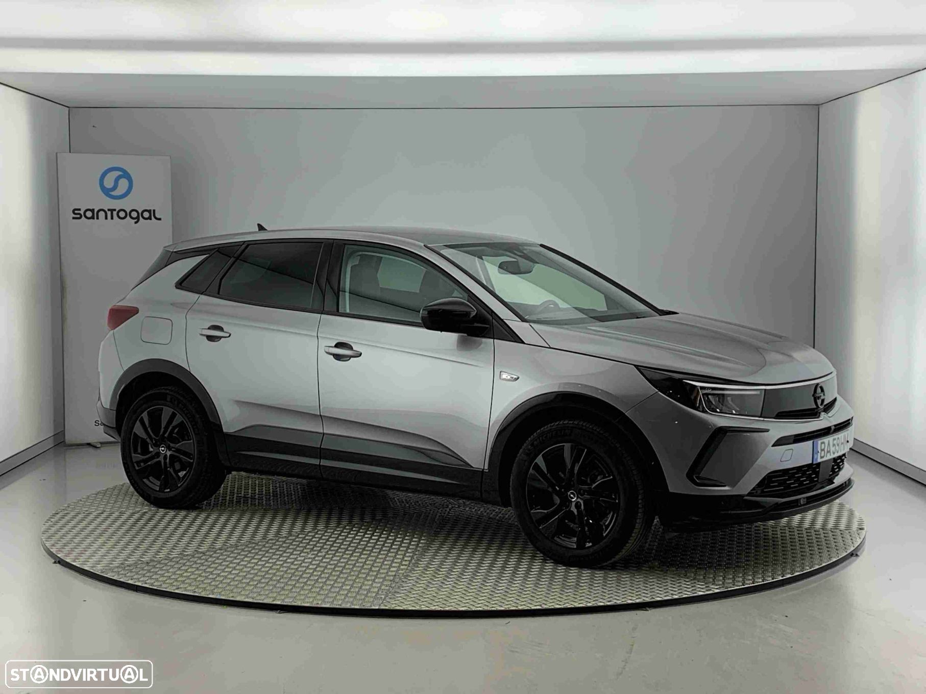 Opel Grandland 1.2 T GS - 1