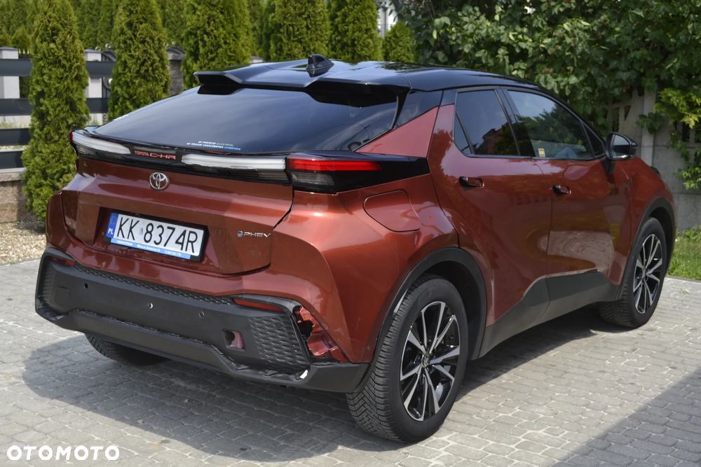 Toyota C-HR 2.0 PHEV Dynamic Force Style - 16