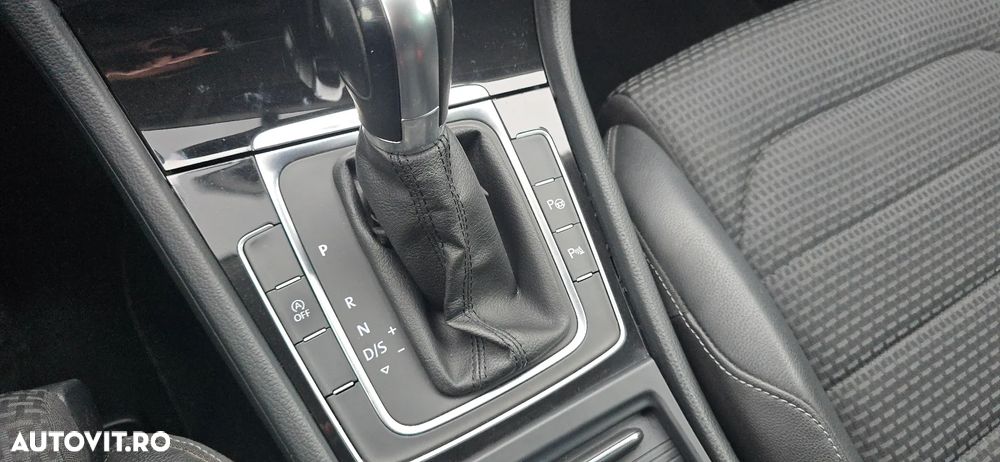 Volkswagen Golf 1.4 TSI ACT BlueMotion Technology DSG Highline - 19