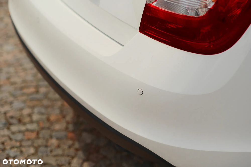 Skoda RAPID 1.2 TSI Elegance - 16
