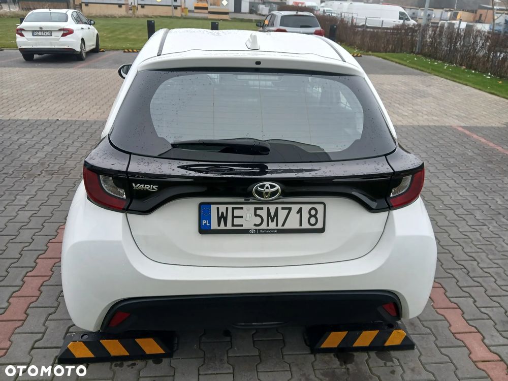 Toyota Yaris 1.5 Comfort - 6