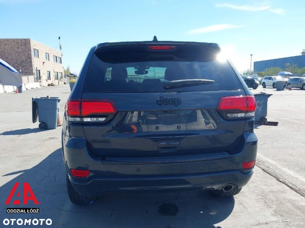 Jeep Grand Cherokee - 6