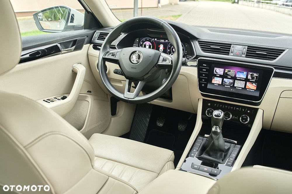 Skoda Superb 2.0 TDI L&K - 25