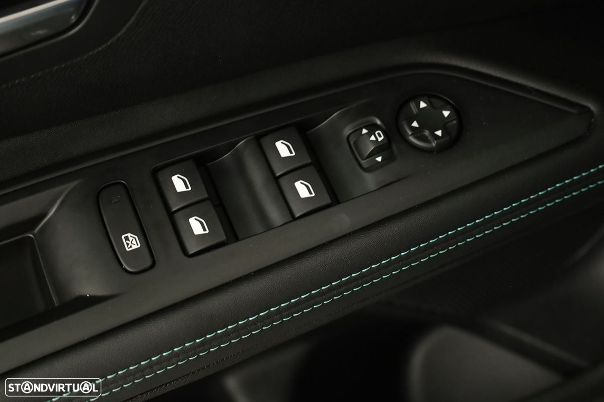 Peugeot 5008 1.2 PureTech Allure Pack EAT8 - 21