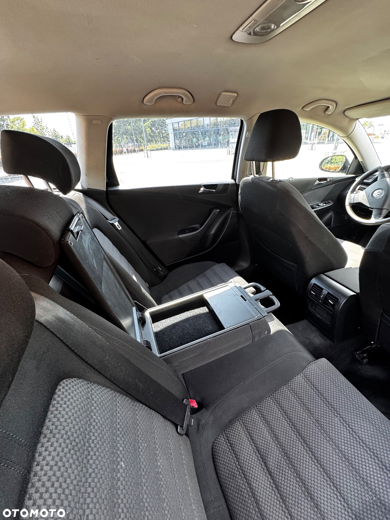 Volkswagen Passat 1.9 TDI Comfortline - 8
