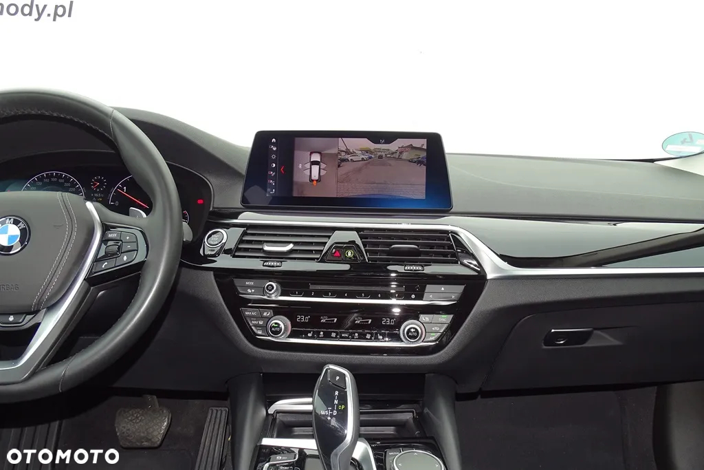 BMW Seria 5 520d xDrive Sport Line sport - 35