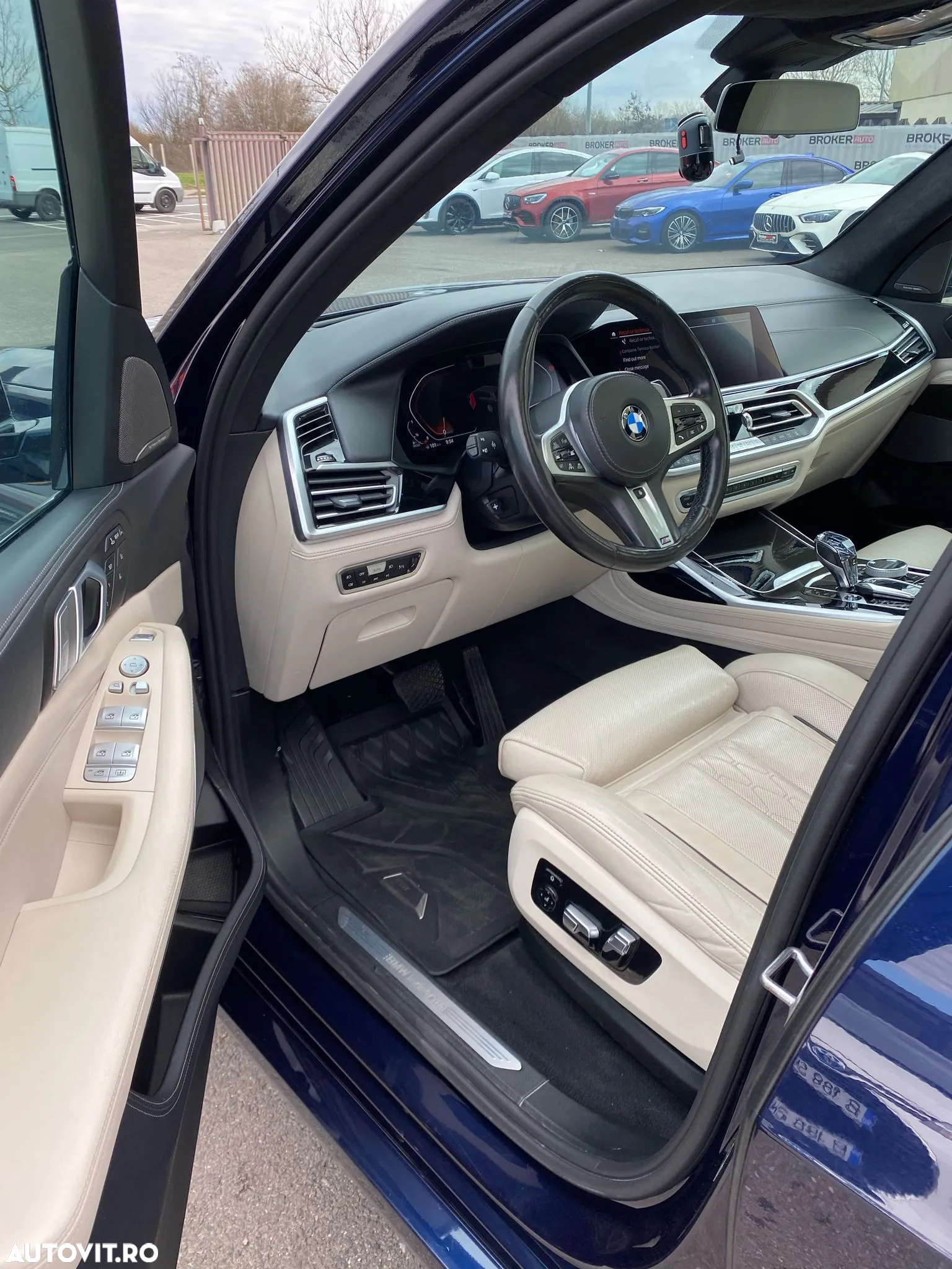 BMW X7 xDrive30d - 27