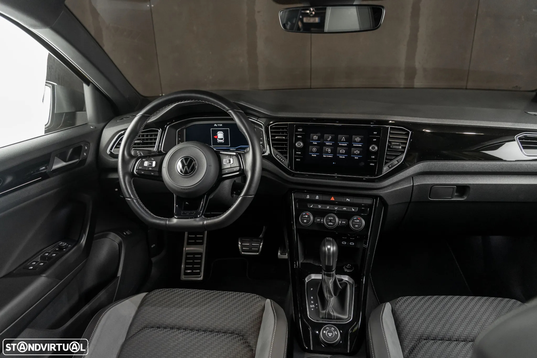 VW T-Roc 2.0 TSI 4M R DSG - 8