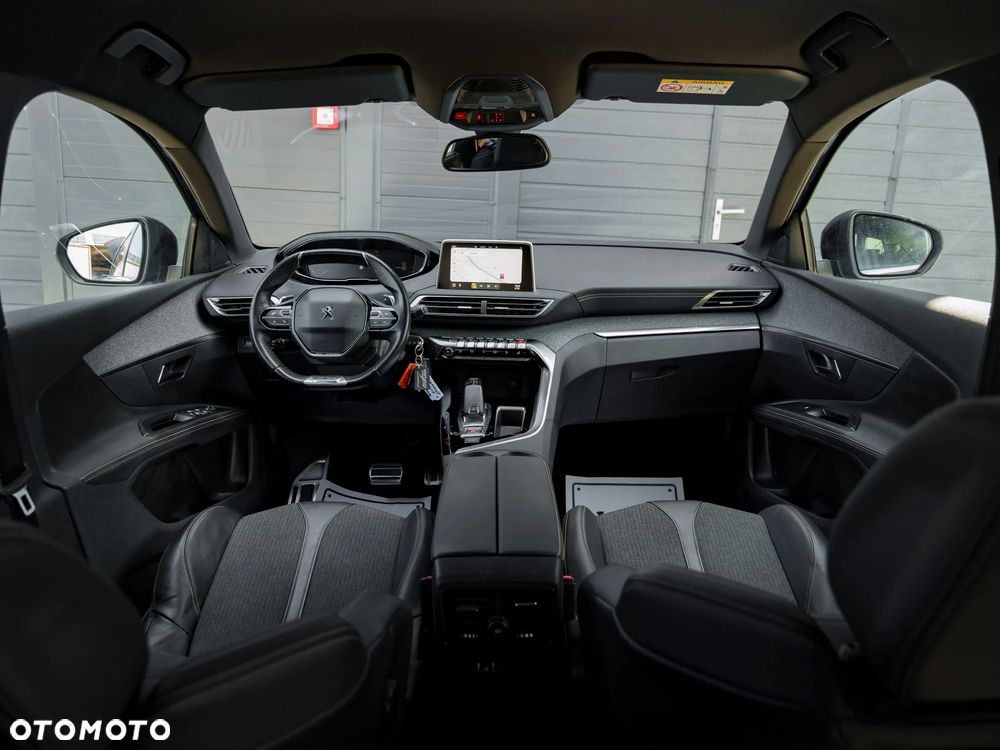 Peugeot 5008 1.5 BlueHDi GT Pack S&S EAT8 - 17