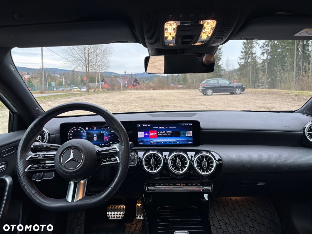 Mercedes-Benz Klasa A 220 4-Matic AMG Line 7G-DCT - 13