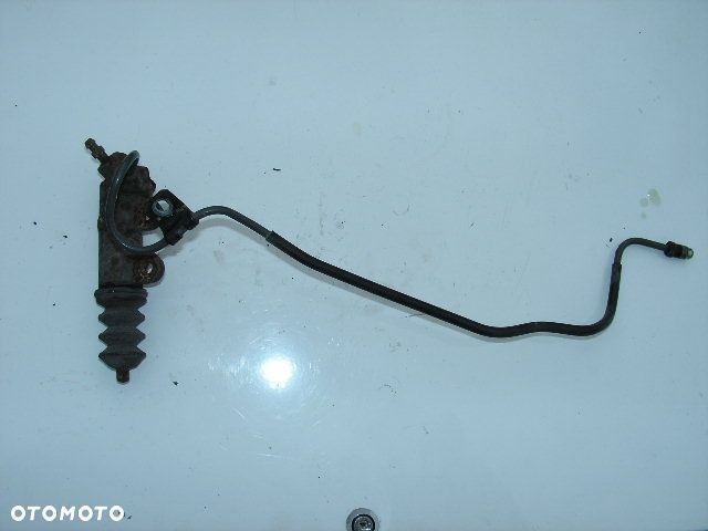 COROLLA E12 1,6 VVT-I WYSPRZĘGLIK RURKA SPRZĘGŁA - 1