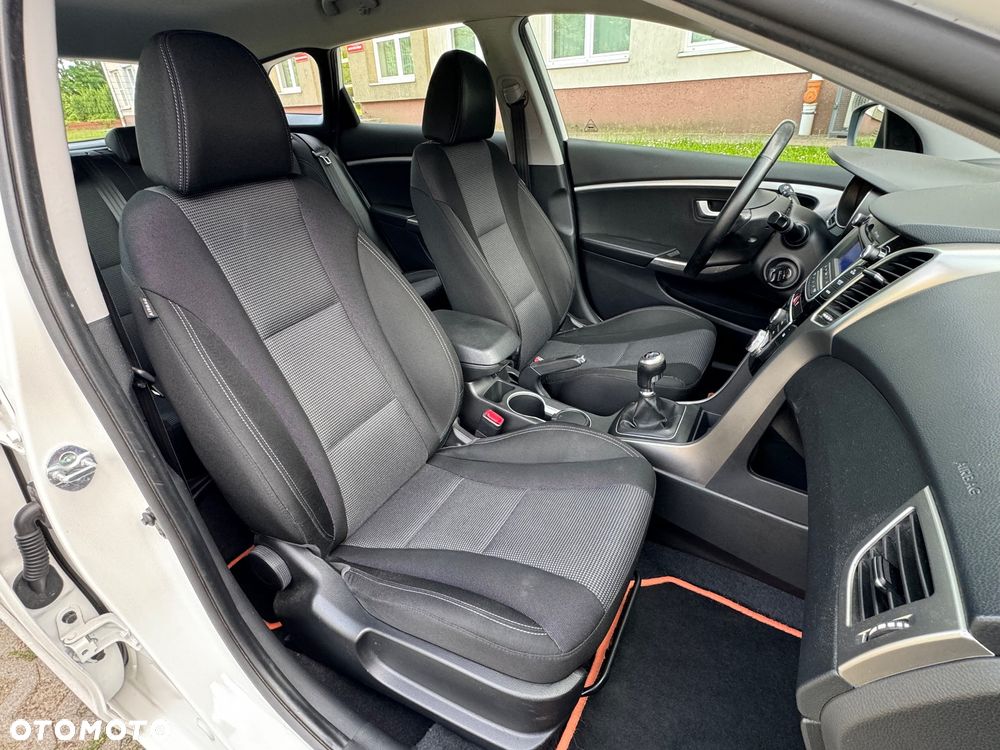 Hyundai i30 1.6 Style - 25