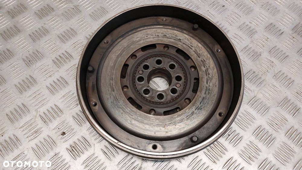 KOŁO DWUMASOWE + TARCZA + DOCISK BMW E36 1.7 TDS - 10