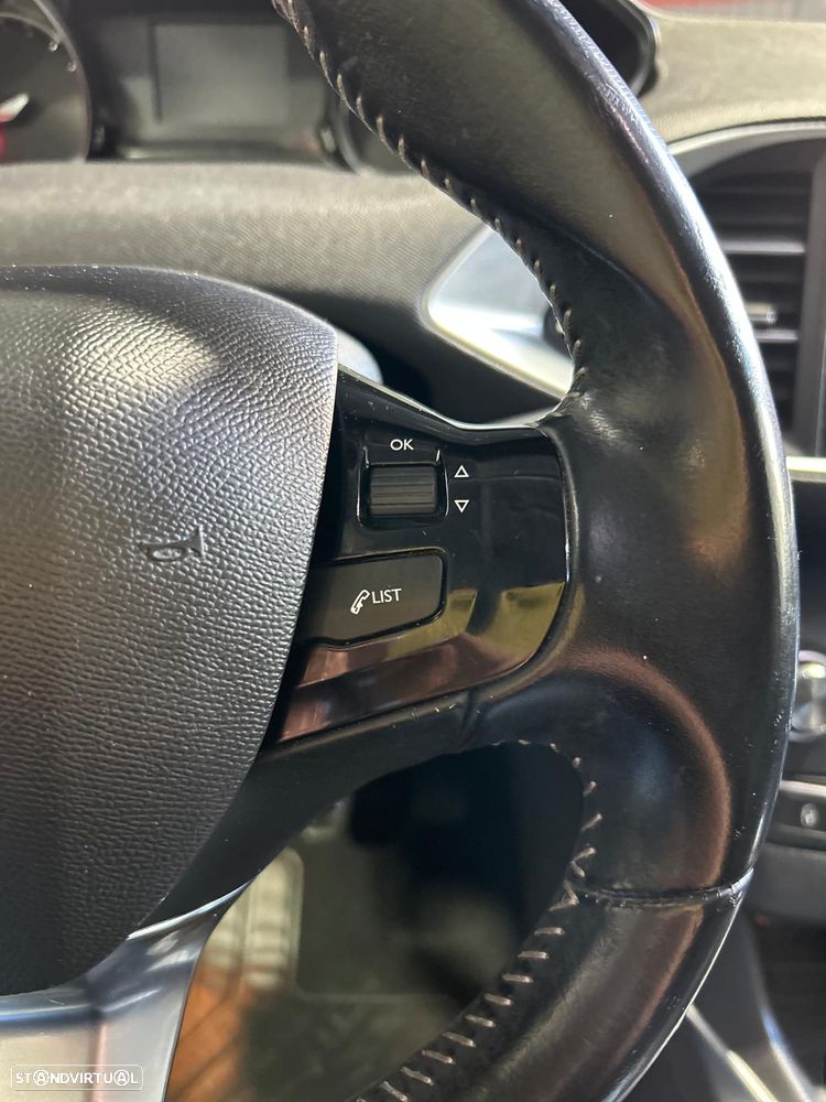 Peugeot 308 SW PureTech 130 GPF Stop & Start Allure - 30