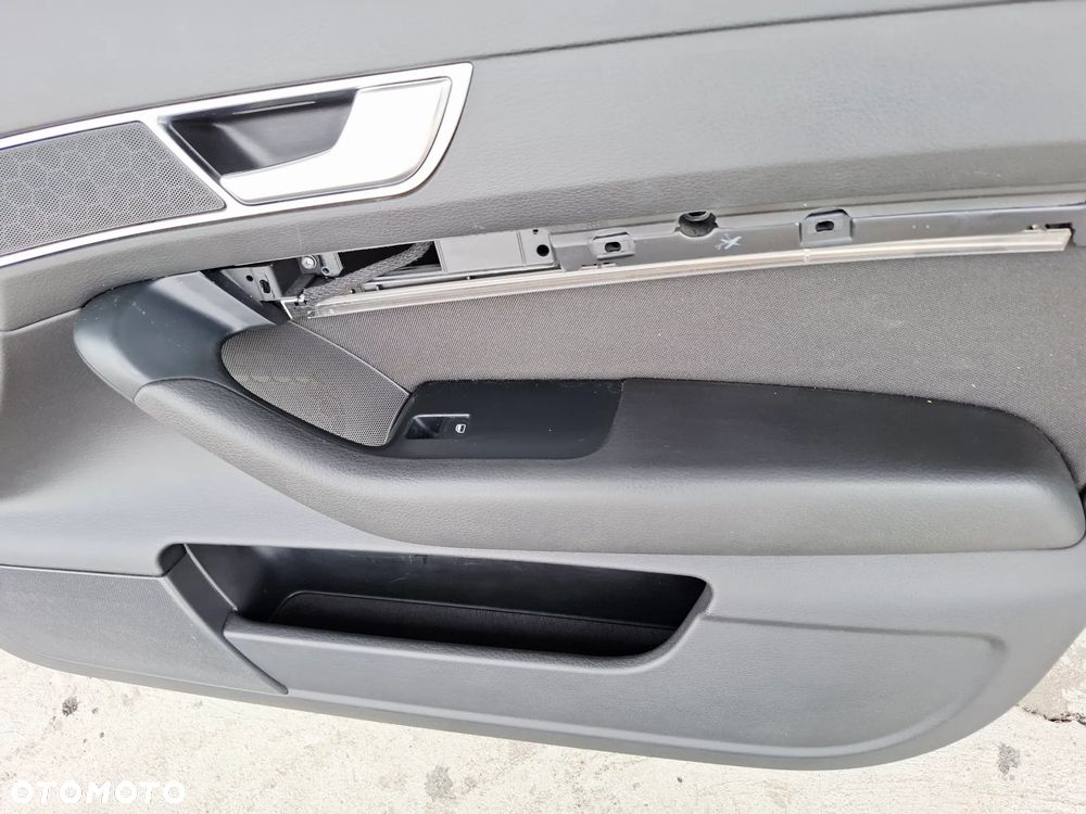 Boczki Drzwi Komplet Czarne Ambiente Audi A6 C6 Kombi/Sedan - 15