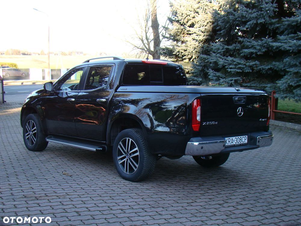 Mercedes-Benz Klasa X - 4