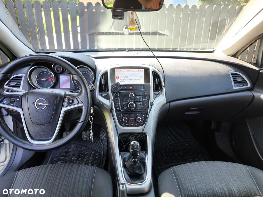 Opel Astra 1.4 T Enjoy - 6