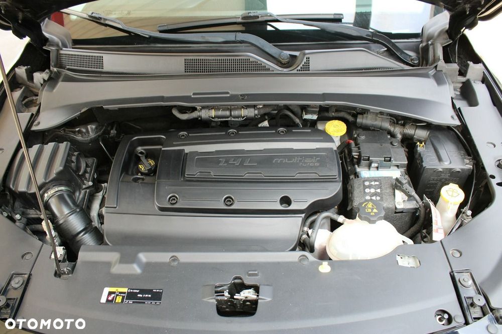 Jeep Compass 1.4 TMair Longitude FWD S&S - 32