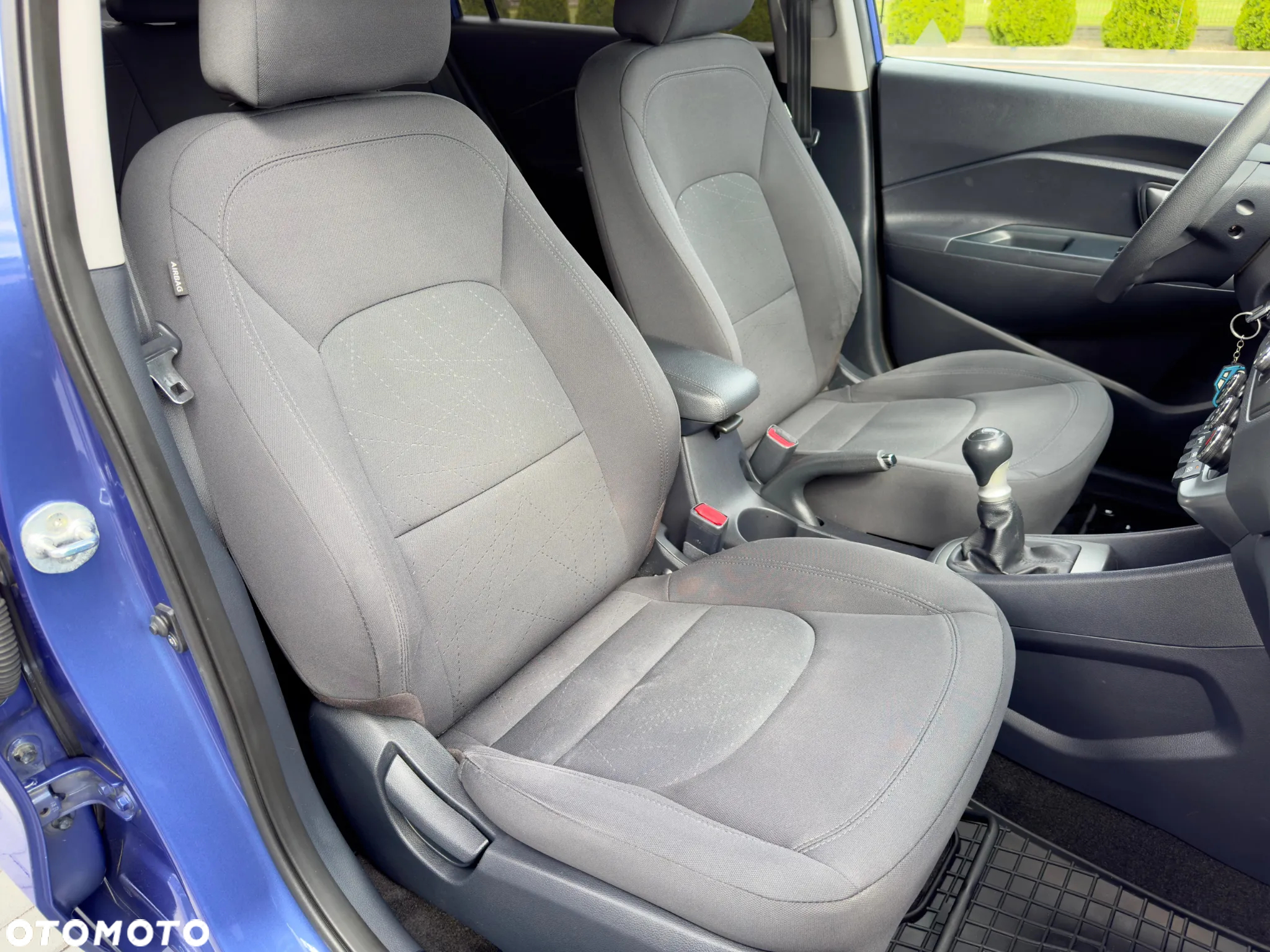 Kia Rio 1.2 L - 30