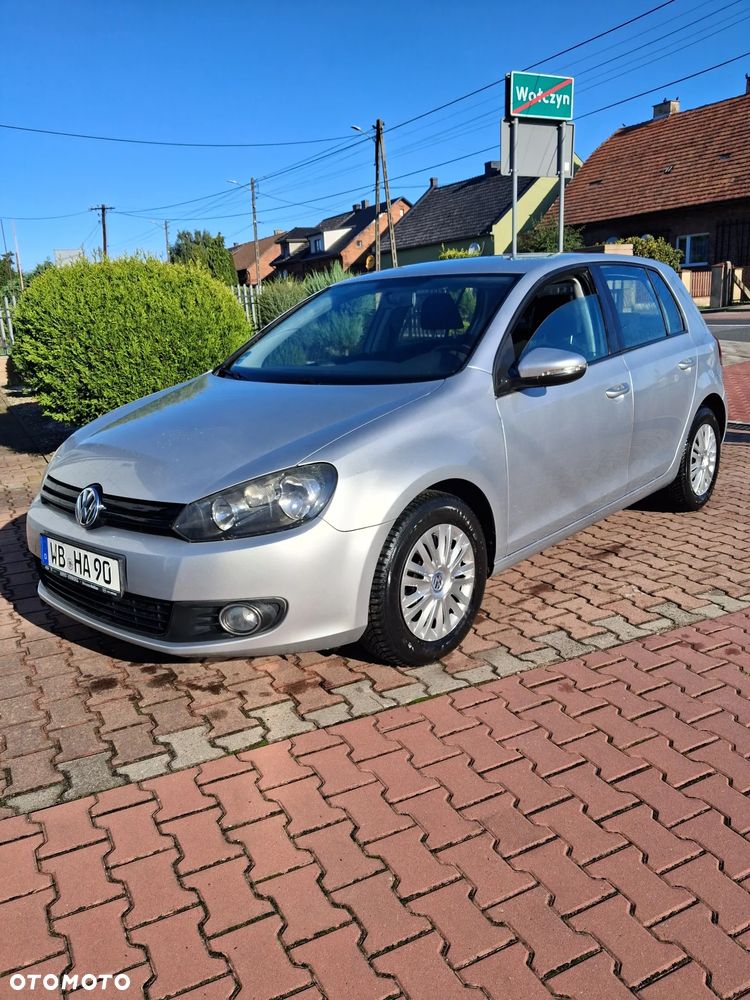 Volkswagen Golf - 1