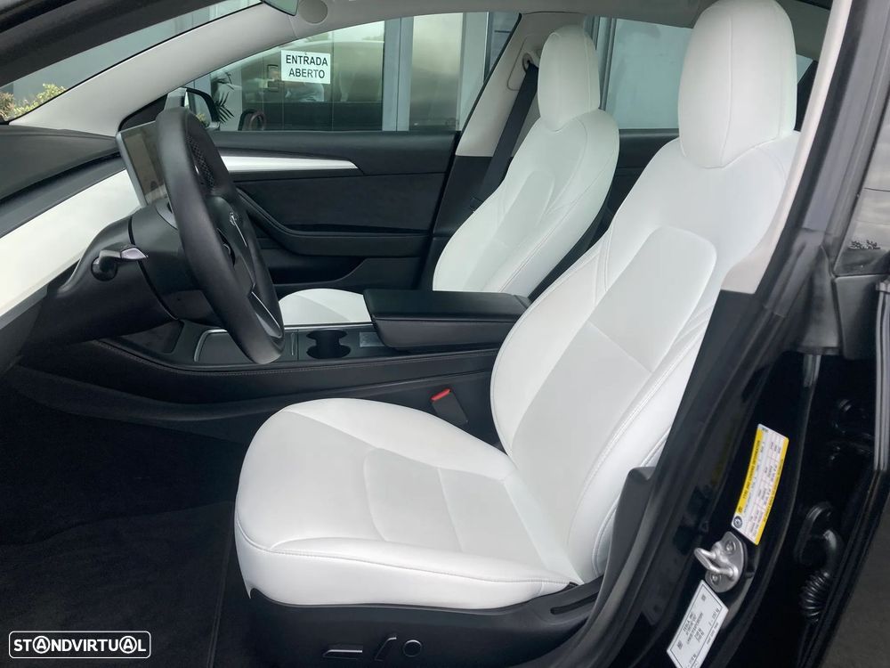 Tesla Model 3 RWD - 29
