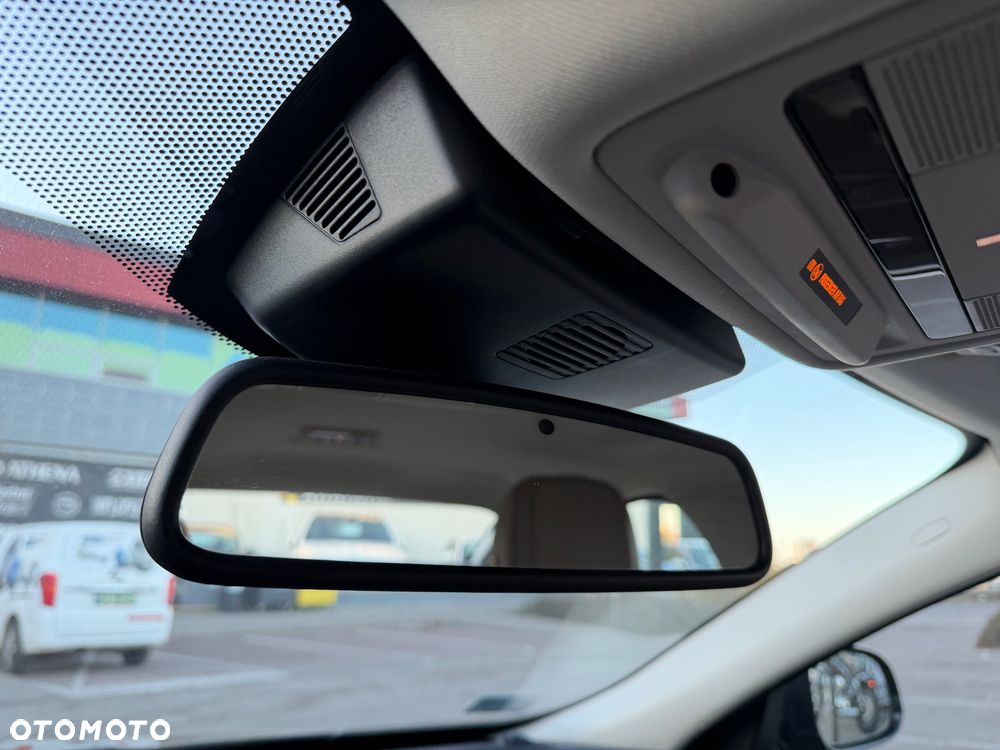 Jaguar XE 2.0 D Prestige - 20