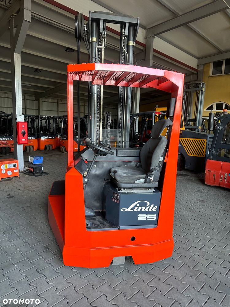 Linde E25F Cztero kierunkowy - 4