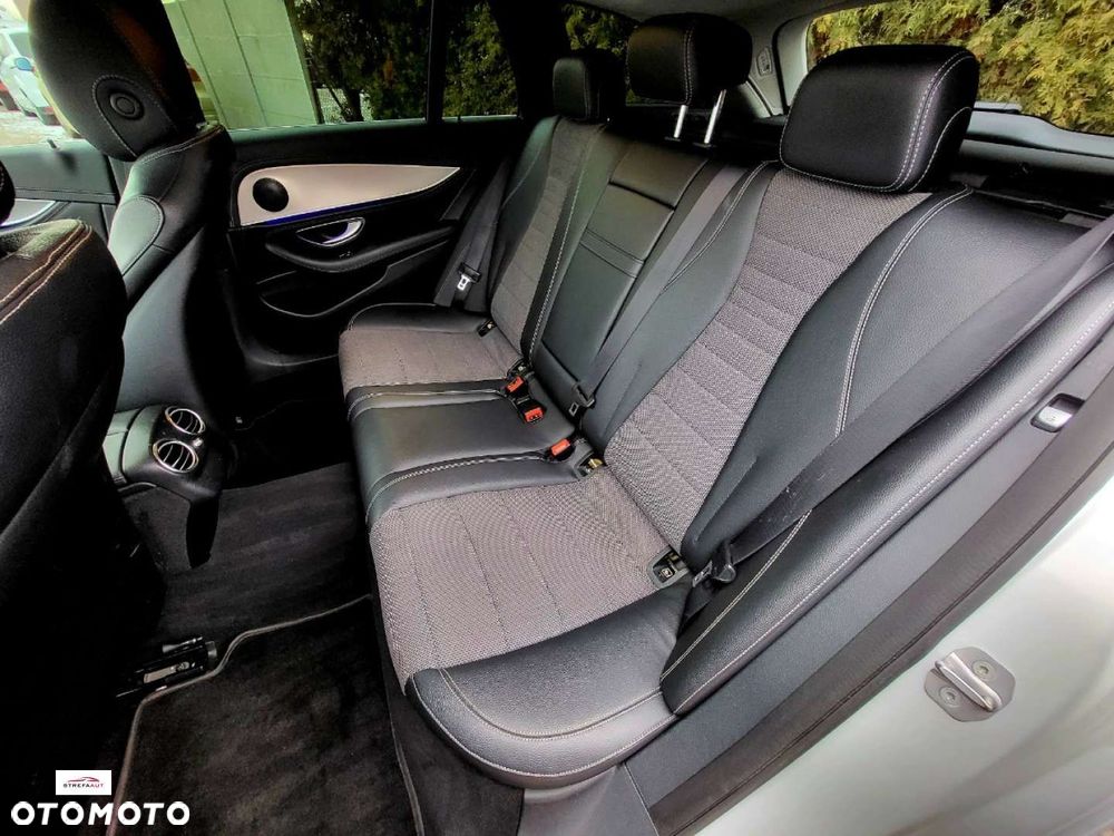 Mercedes-Benz Klasa E - 6