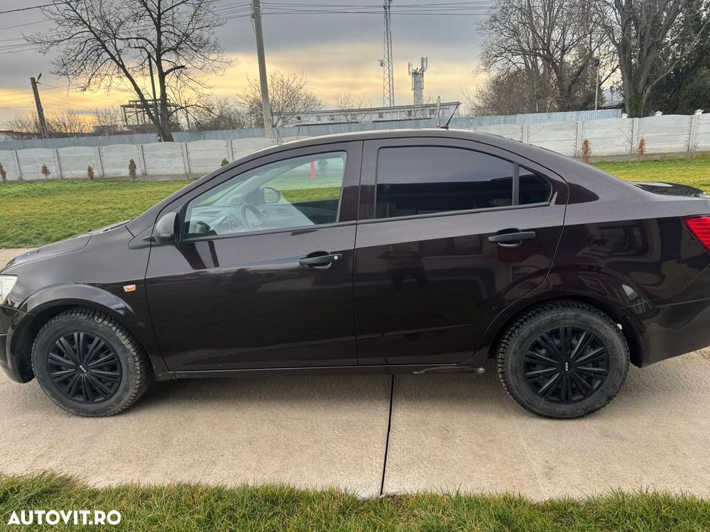 Chevrolet Aveo 1.2 DOHC 86 CP MT5 LT - 3