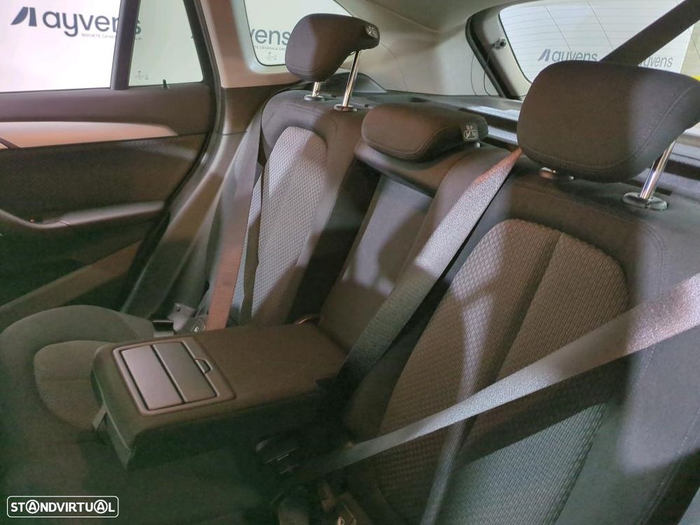 BMW X1 16 d sDrive Corporate Edition Auto - 8