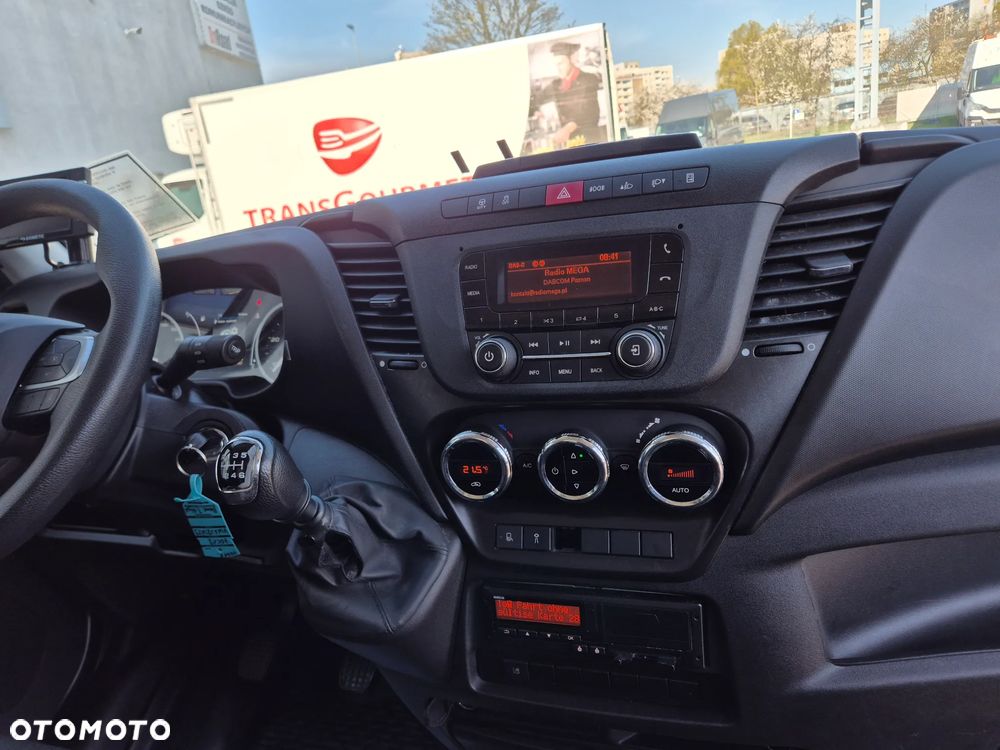 Iveco 70C18 (32817) - 14