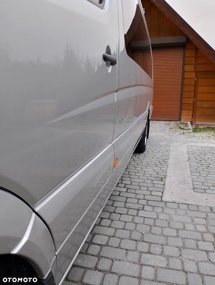 Volkswagen CRAFTER - 8