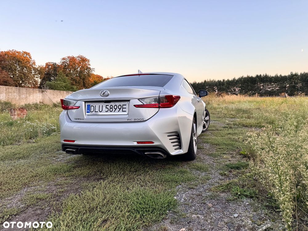 Lexus RC - 13