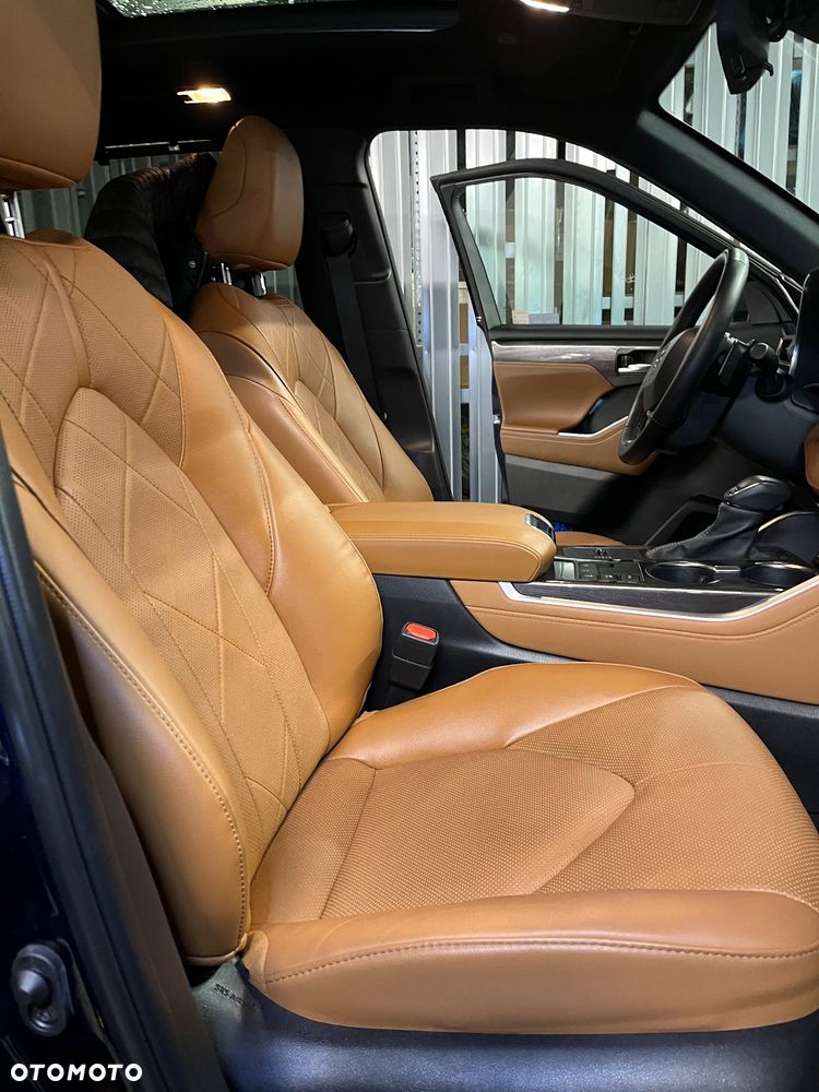 Toyota Highlander 2.5 Hybrid Executive - 16