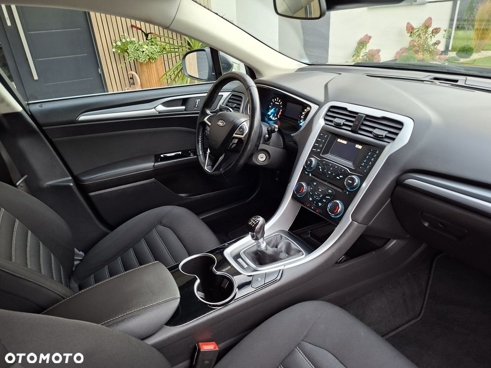 Ford Mondeo - 7