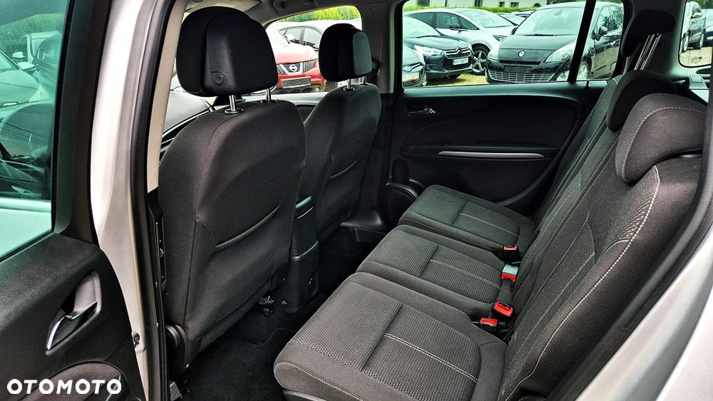 Opel Zafira 1.4 T Cosmo EU6 - 37