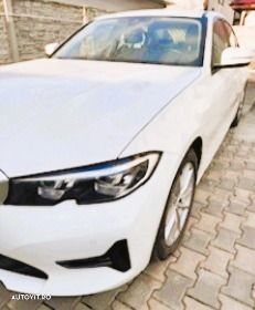 BMW Seria 3 320i xDrive AT - 4