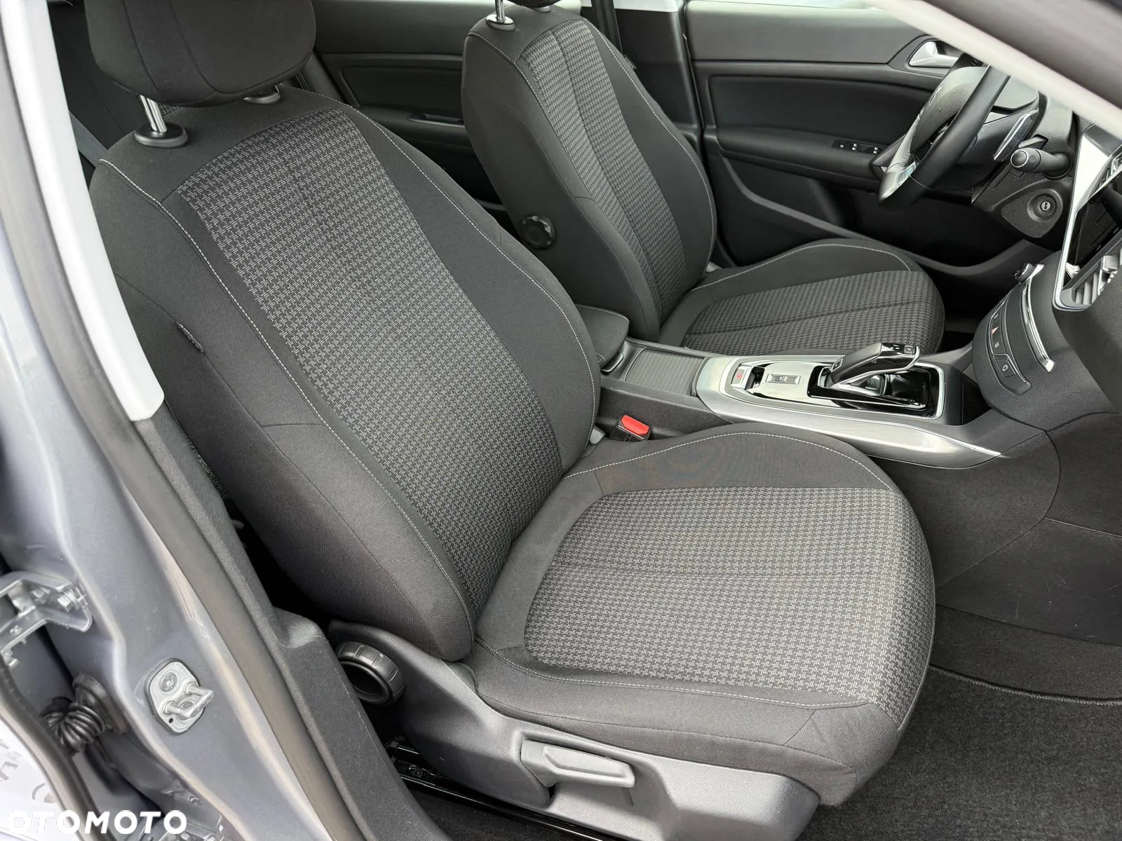 Peugeot 308 SW 1.5 BlueHDi Allure Pack S&S EAT8 - 37