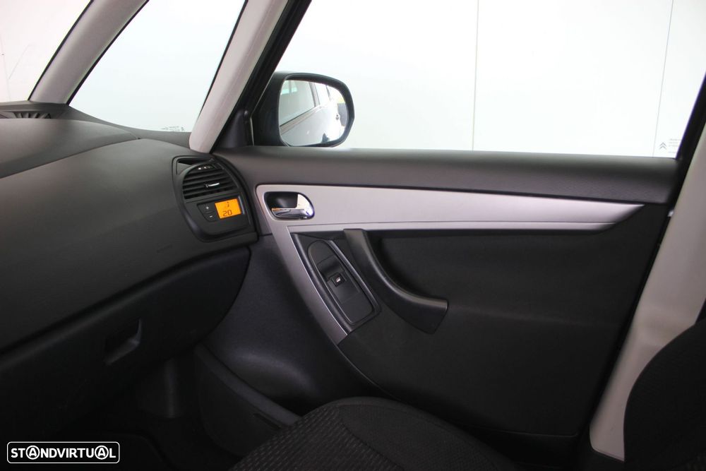 Citroën C4 Picasso 1.6 HDi Confort CMP6 - 36