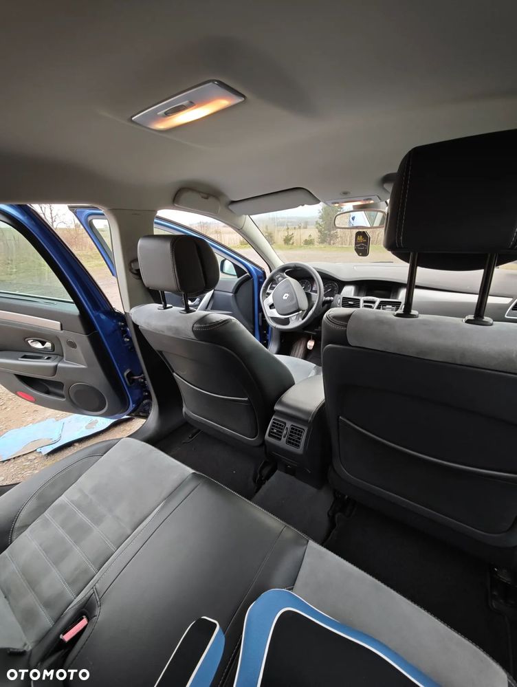Renault Laguna 2.0 DCi FAP GT - 16