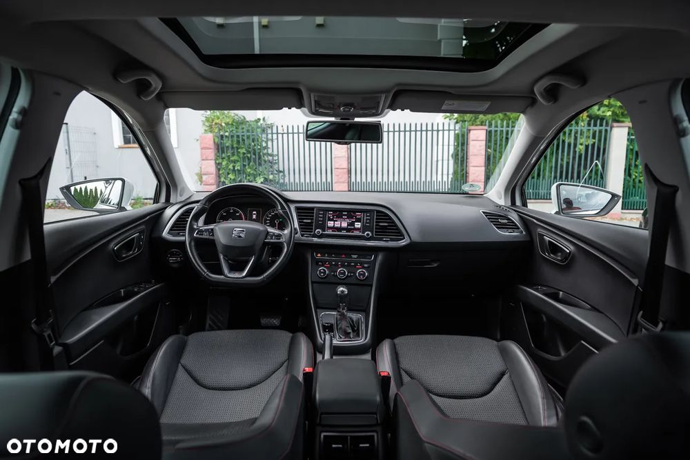 Seat Leon 2.0 TDI DPF Start&Stop DSG FR - 29