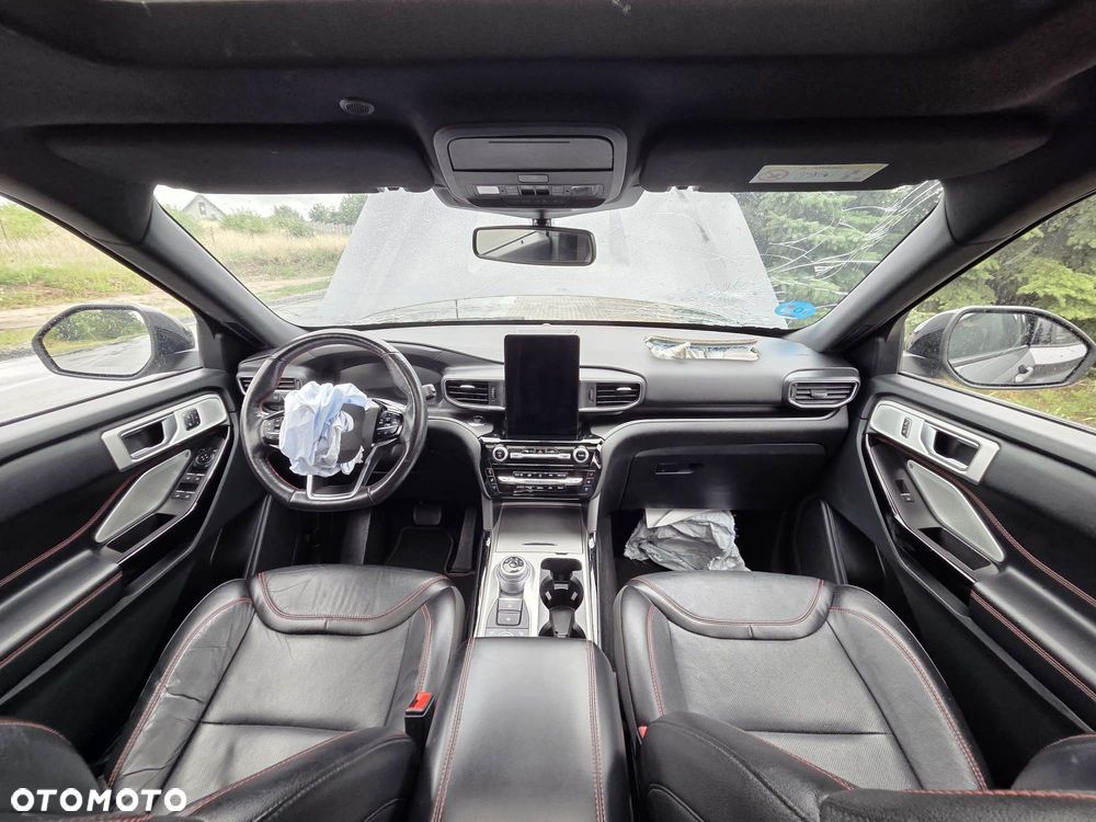 Ford Explorer 3.0 EcoBoost PHEV 4WD ST-Line - 9