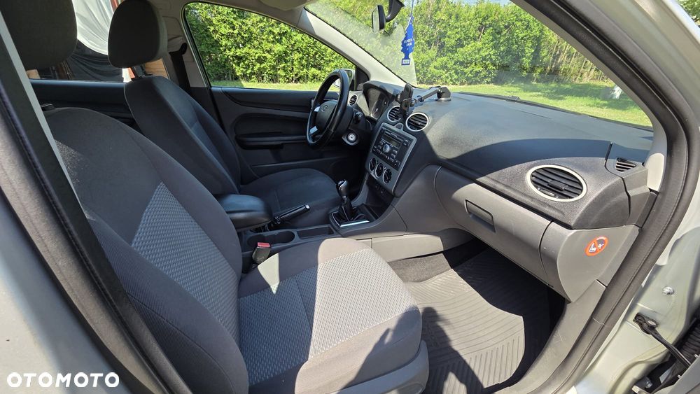 Ford Focus 1.8 TDCi Ambiente - 13