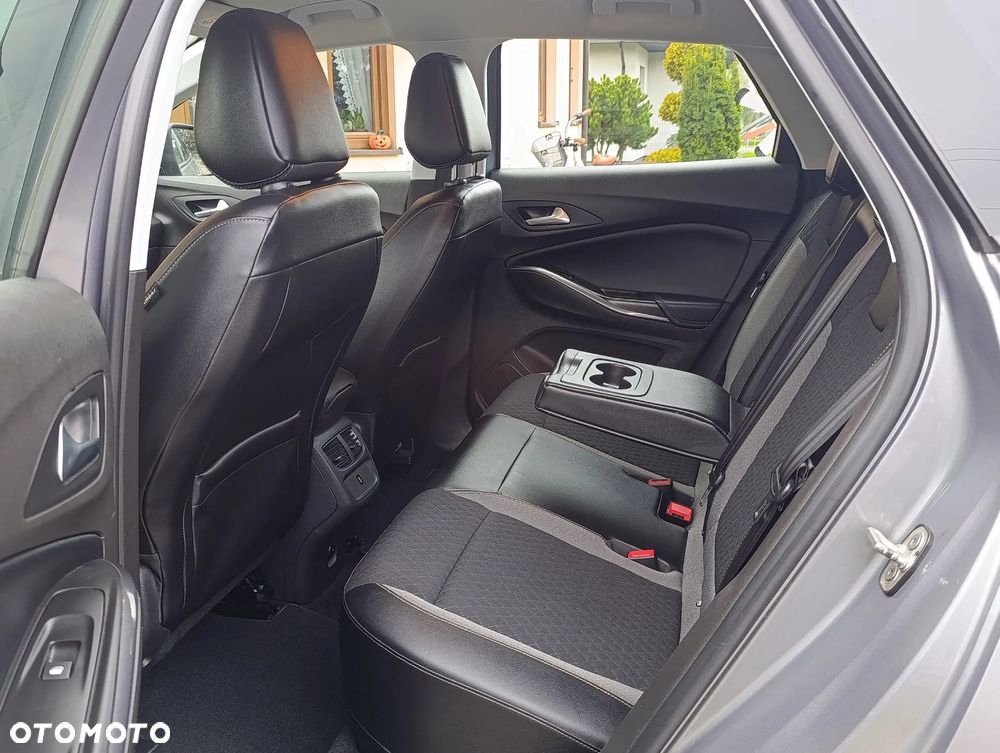 Opel Grandland X Plug-in-Hybrid4 1.6 DI Start/Stop Business INNOVATION - 21