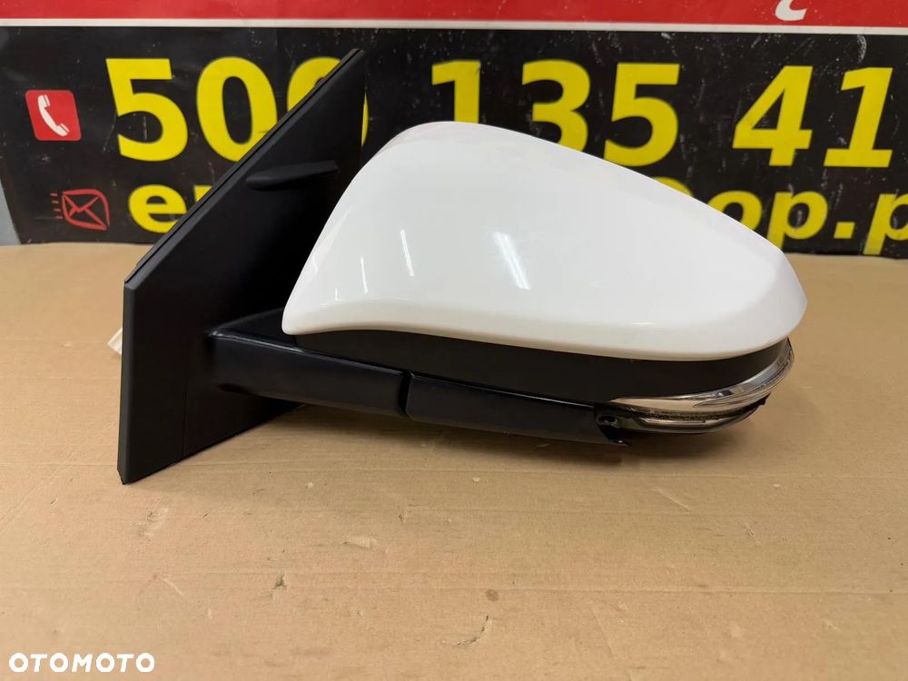 TOYOTA RAV 4 IV 12-18 LUSTERKO LEWE 7 PIN KOLOR 040 USZKODZONE - 2