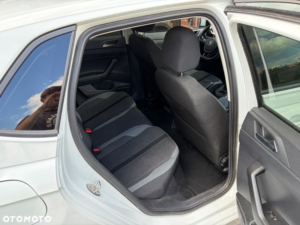 Volkswagen Polo 1.0 TSI Highline - 24