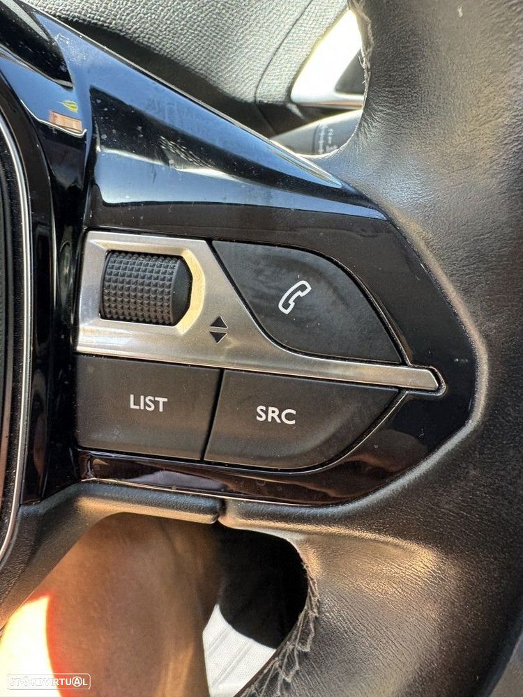 Peugeot 5008 1.2 PureTech Allure Grip Control - 15