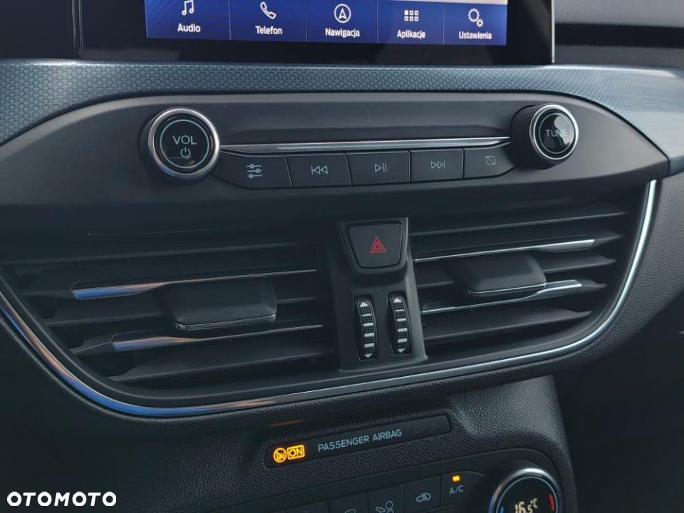 Ford Focus - 30
