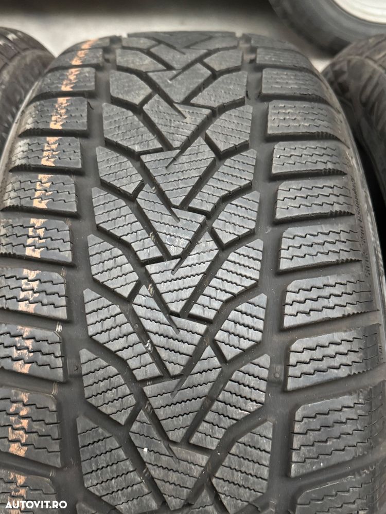 Vând 4 anvelope 215/50/18 Uniroyal de iarnă ca noi - 4